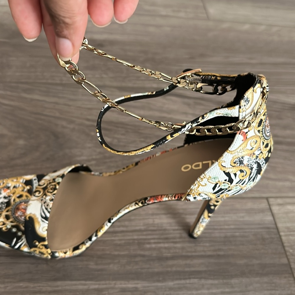 BRAND NEW in Original Box ALDO Scarlett Chain Ankle Strap Sandal Heels - Picture 4 of 8